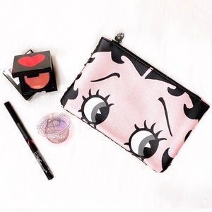 BUNDLE + Ipsy BAG